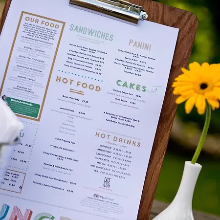 Yha אכסניה מלהאם